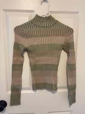 Dynamite Ribbed Mock Neck Striped Sweater in Olive & Taupe